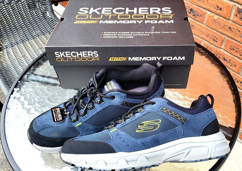 skechers mens size 9